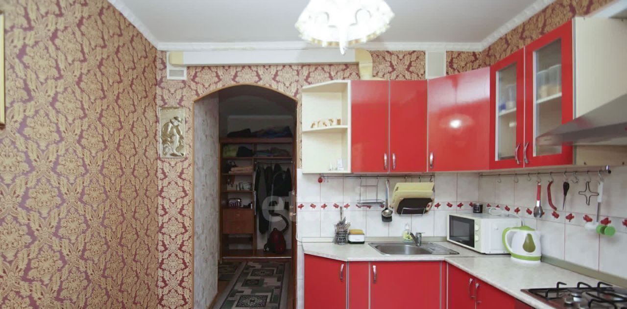 квартира г Омск р-н Центральный ул 5-я Северная 197к/1 фото 4
