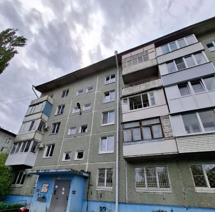 квартира г Омск р-н Кировский ул Дмитриева 13/8 фото 1