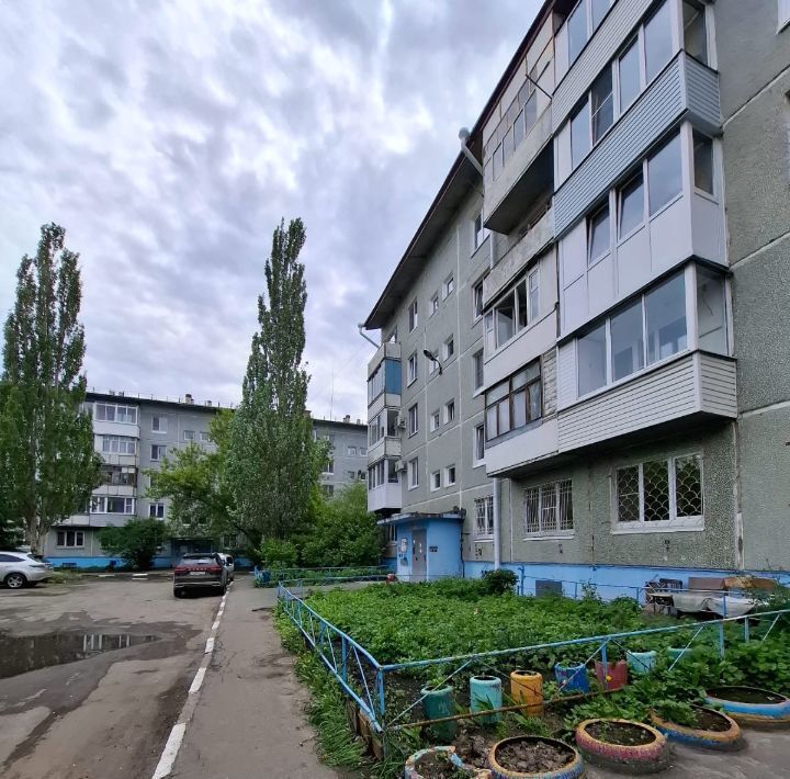 квартира г Омск р-н Кировский ул Дмитриева 13/8 фото 2