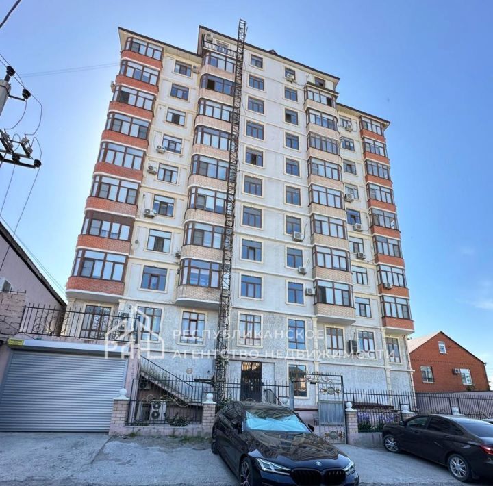 квартира г Махачкала р-н Кировский ул Магомедтагирова 49 фото 2
