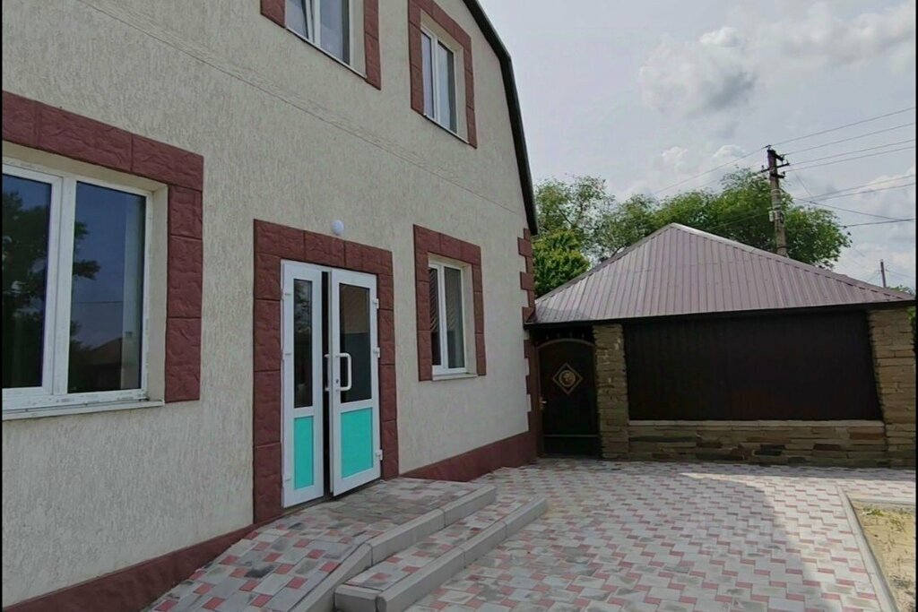 дом р-н Морозовский г Морозовск ул Матросова 36 фото 3