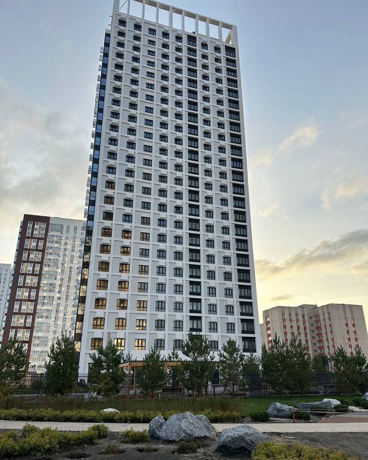 квартира г Ульяновск р-н Засвияжский ул Аблукова 3 фото 1