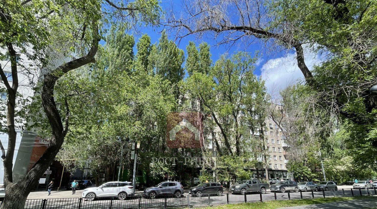 квартира г Саратов р-н Фрунзенский ул. Имени В. Г. Рахова, 137 фото 10