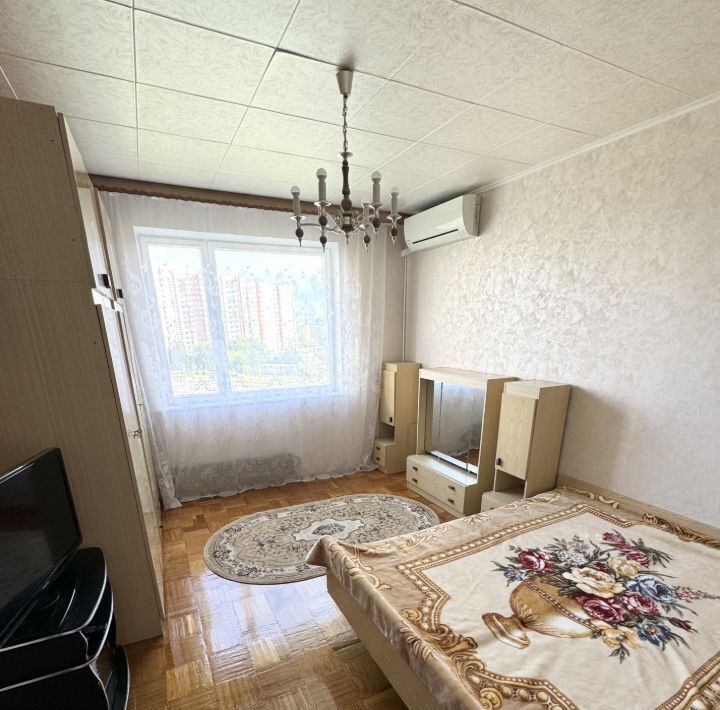 квартира г Москва метро Ясенево пр-кт Новоясеневский 17/50 фото 8