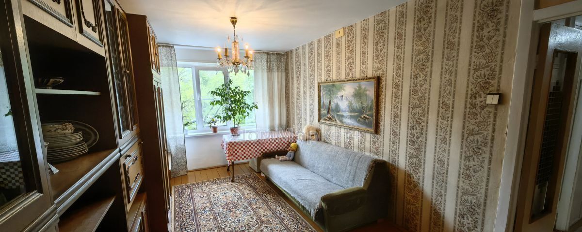 квартира г Новокузнецк р-н Центральный ул Кирова 73 фото 1