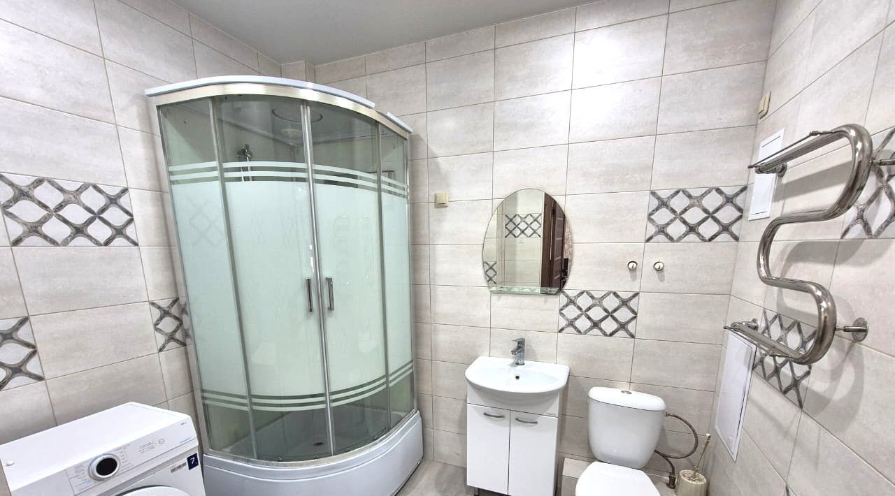 квартира г Омск р-н Кировский ул 3-я Енисейская 32 фото 12