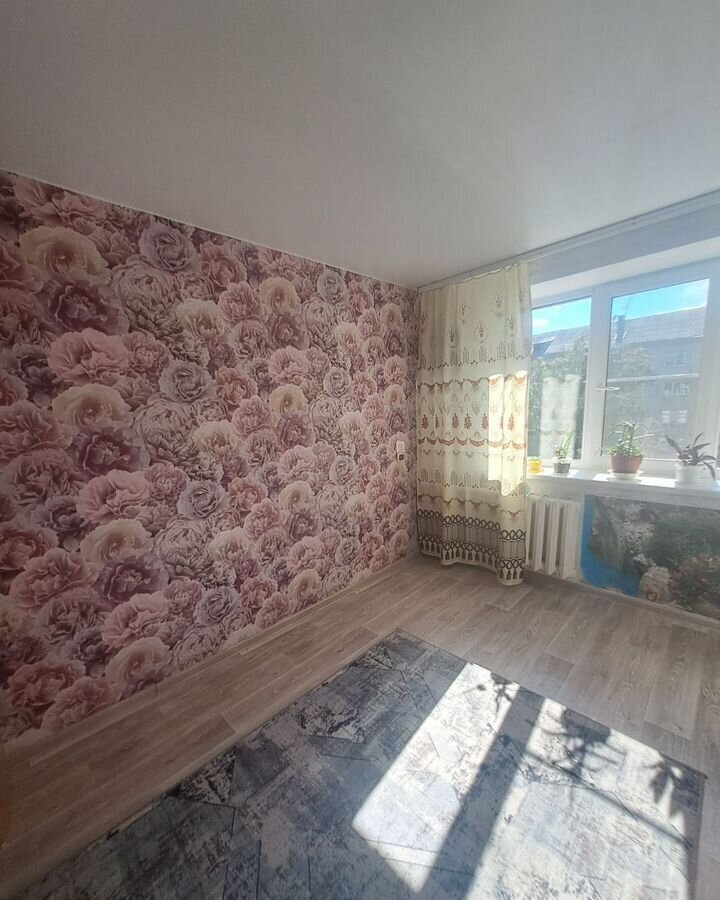 комната г Тольятти р-н Центральный ул Комсомольская 125 фото 2