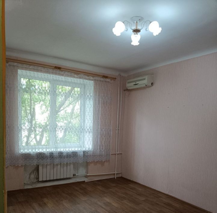 квартира г Волгоград р-н Дзержинский ул Ангарская 25 фото 4