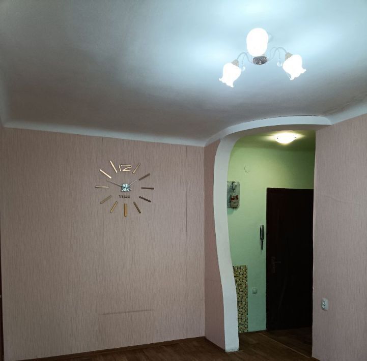 квартира г Волгоград р-н Дзержинский ул Ангарская 25 фото 6