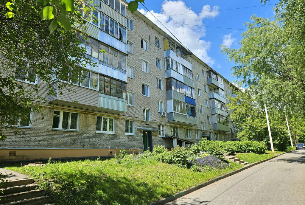 квартира г Серпухов ул Володарского 33 фото 1
