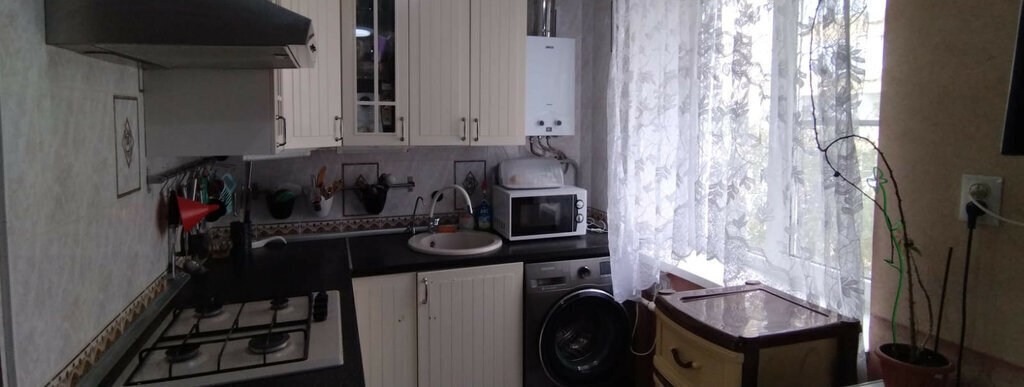 квартира г Батайск ул Октябрьская 118 фото 10