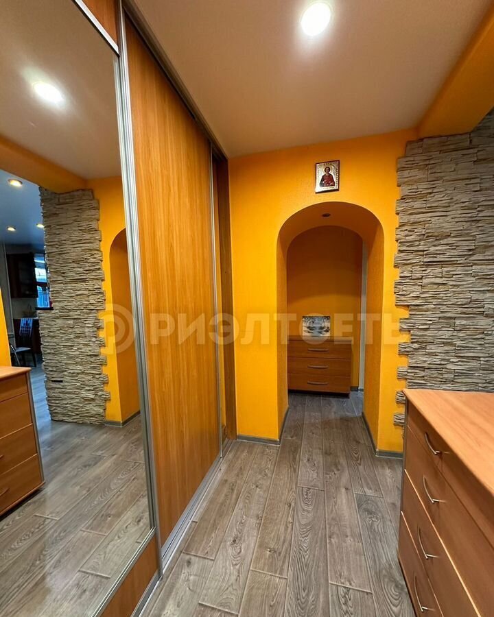 квартира г Мурманск р-н Октябрьский ул Володарского 3 фото 10