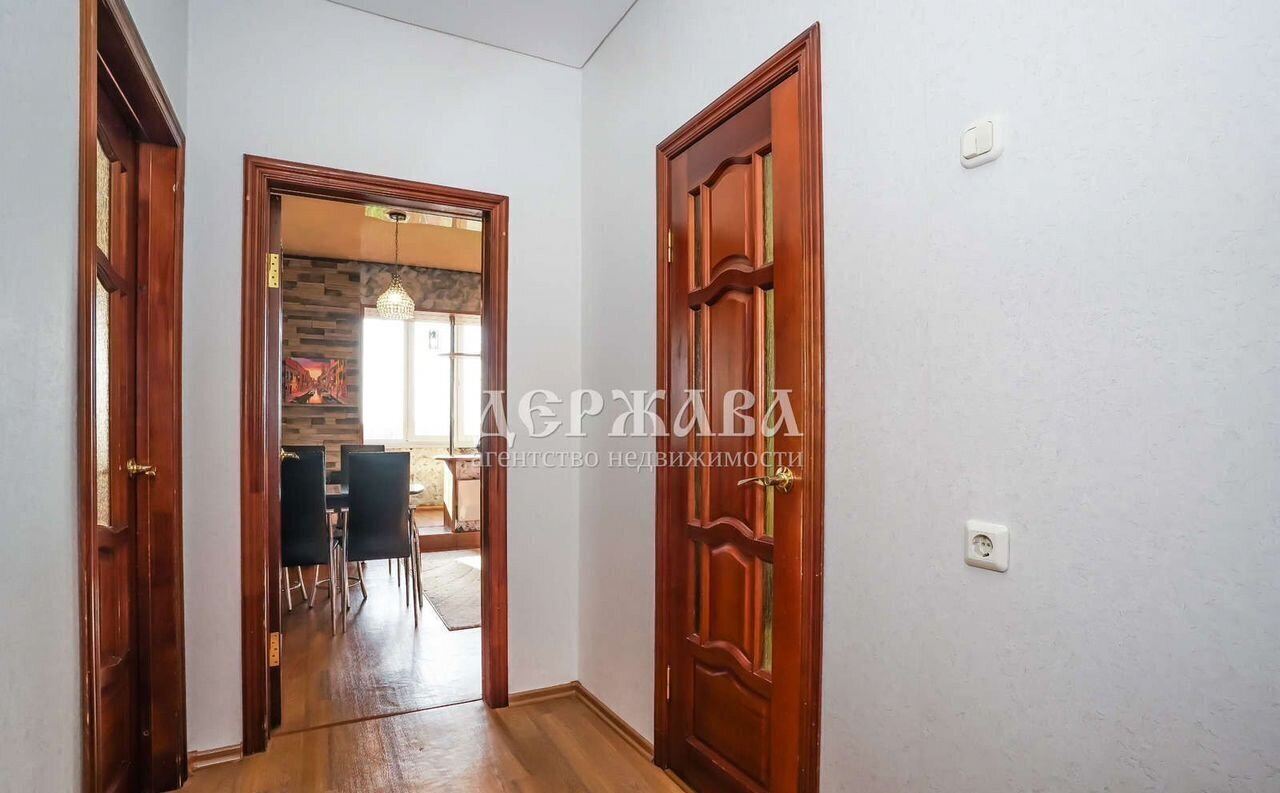 квартира г Старый Оскол мкр-н Южный, 5 фото 12