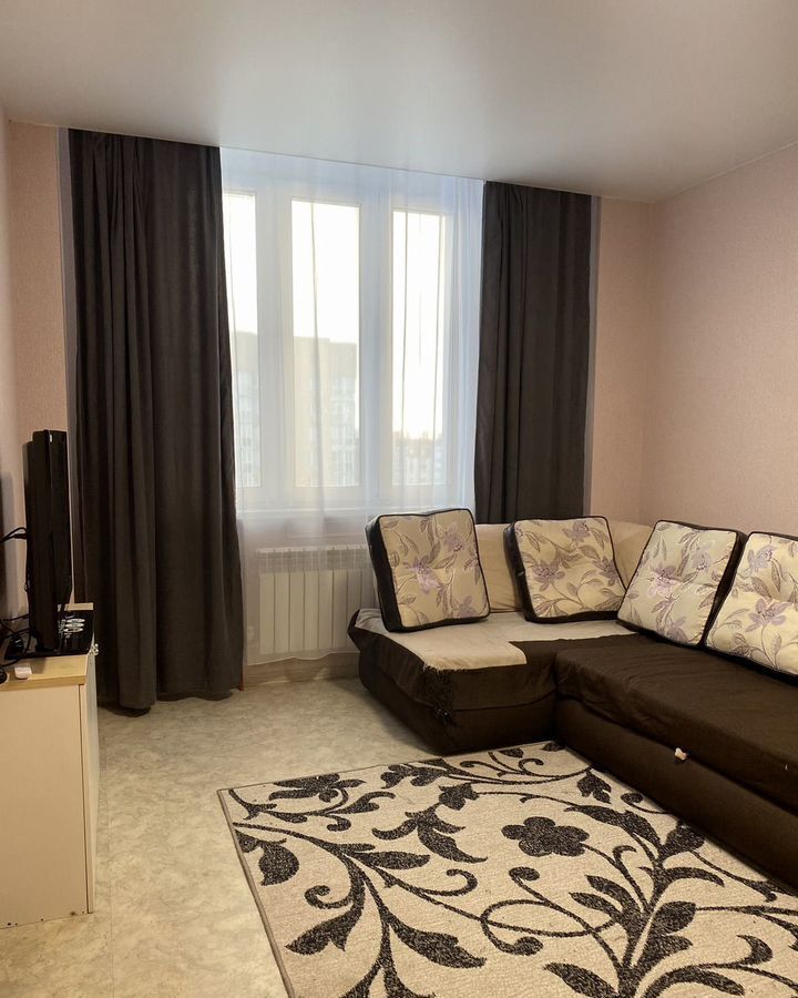 квартира г Ханты-Мансийск Самаровская ул., 8к 1, Тюменская обл. фото 3