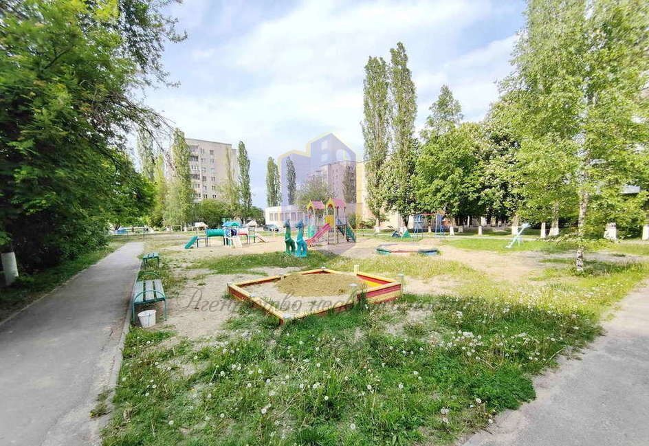 квартира г Старый Оскол мкр-н Рудничный, 10 фото 22