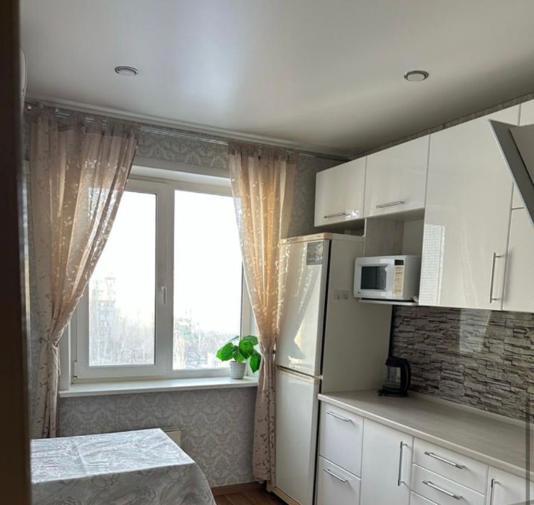 квартира г Тольятти р-н Автозаводский б-р Гая 15 12-й кв-л фото 3