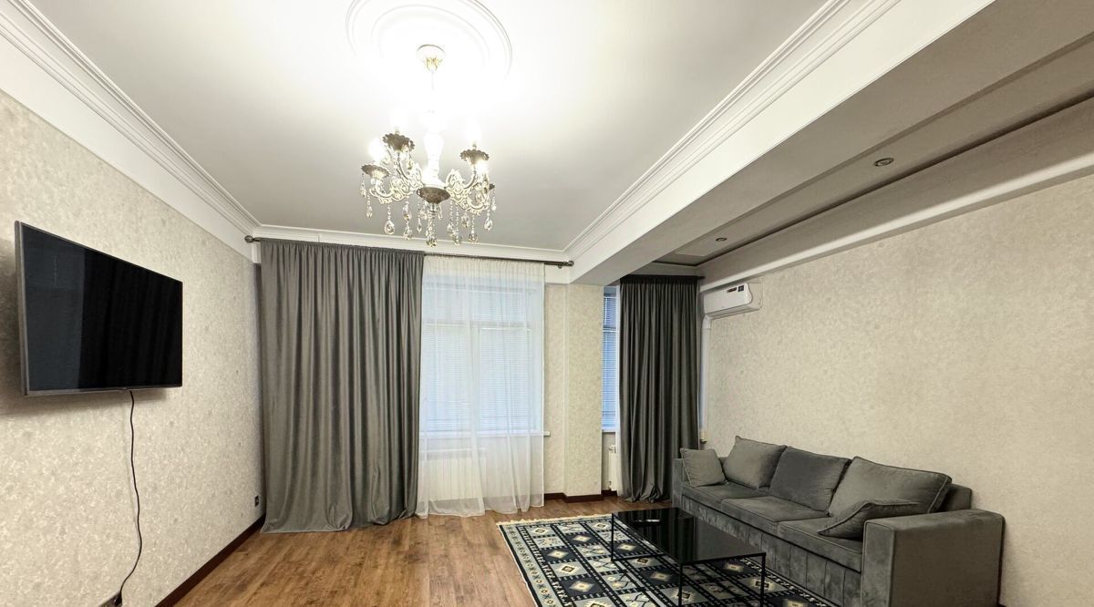 квартира г Махачкала р-н Кировский ул 1-я Радужная 19 фото 1