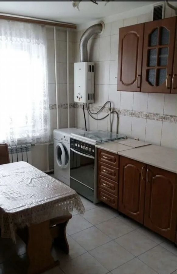 квартира г Новороссийск р-н Южный ул Героев Десантников 39 фото 1