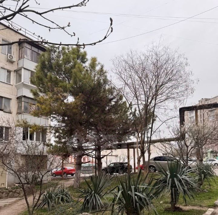 квартира г Симферополь р-н Центральный ул Миллера Ж.А. фото 9