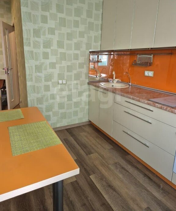 квартира г Новосибирск Маршала Покрышкина ул Романова 60/1 фото 2