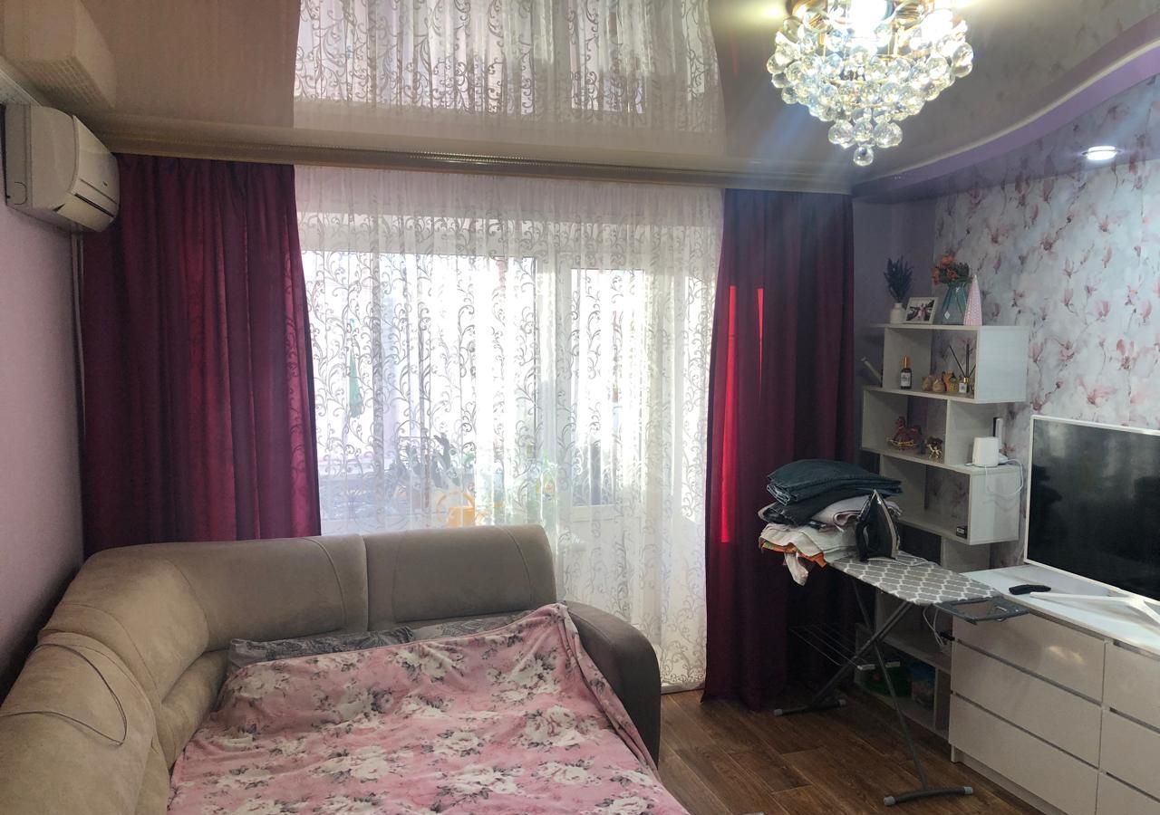 квартира г Абакан ул Пирятинская 38 фото 1