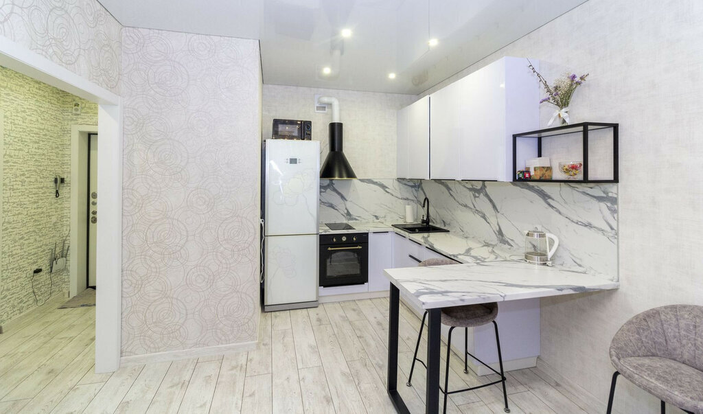 квартира г Тюмень ул Фармана Салманова 23 фото 1