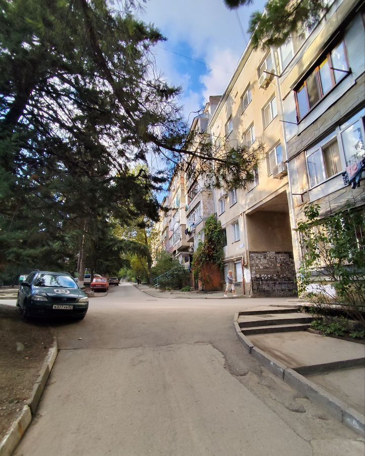 квартира г Алушта ул Ялтинская 1 фото 2