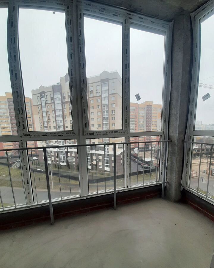 квартира г Брянск р-н Советский ул Горбатова 45а фото 1