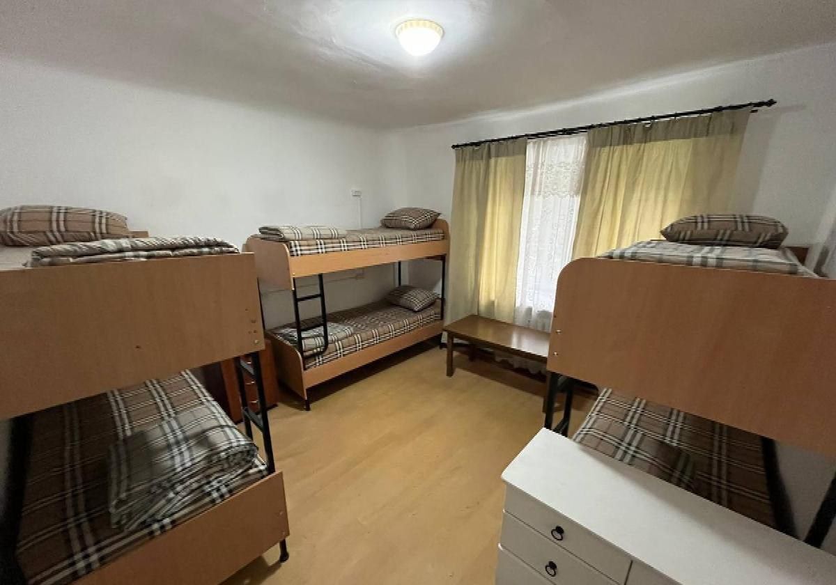 комната г Екатеринбург р-н Октябрьский пл Бахчиванджи 15 фото 1