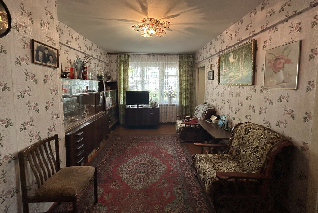 квартира г Брянск ул Горбатова 4 фото 2