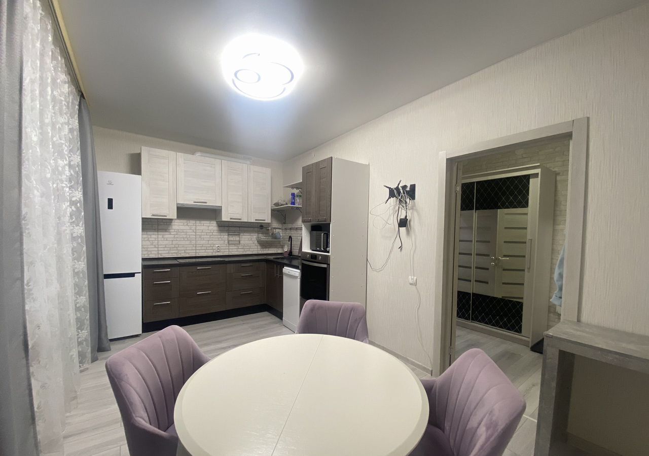 квартира г Тобольск мкр-н 7А, 43 фото 2