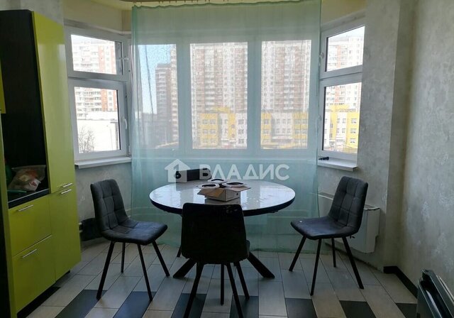д Брёхово р-н мкр Школьный к 15, Красногорск, г. о. Химки фото