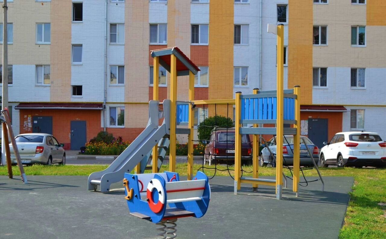 квартира р-н Яковлевский г Строитель ул 5 Августа 20 фото 6
