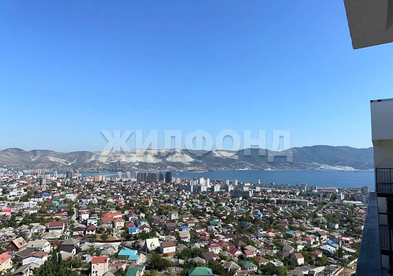 квартира г Новороссийск р-н Центральный ул Куникова 47г фото 7