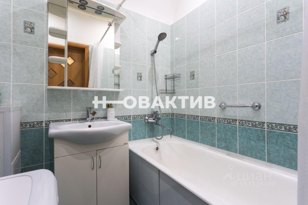 квартира г Новосибирск р-н Дзержинский ул Театральная 2а фото 24