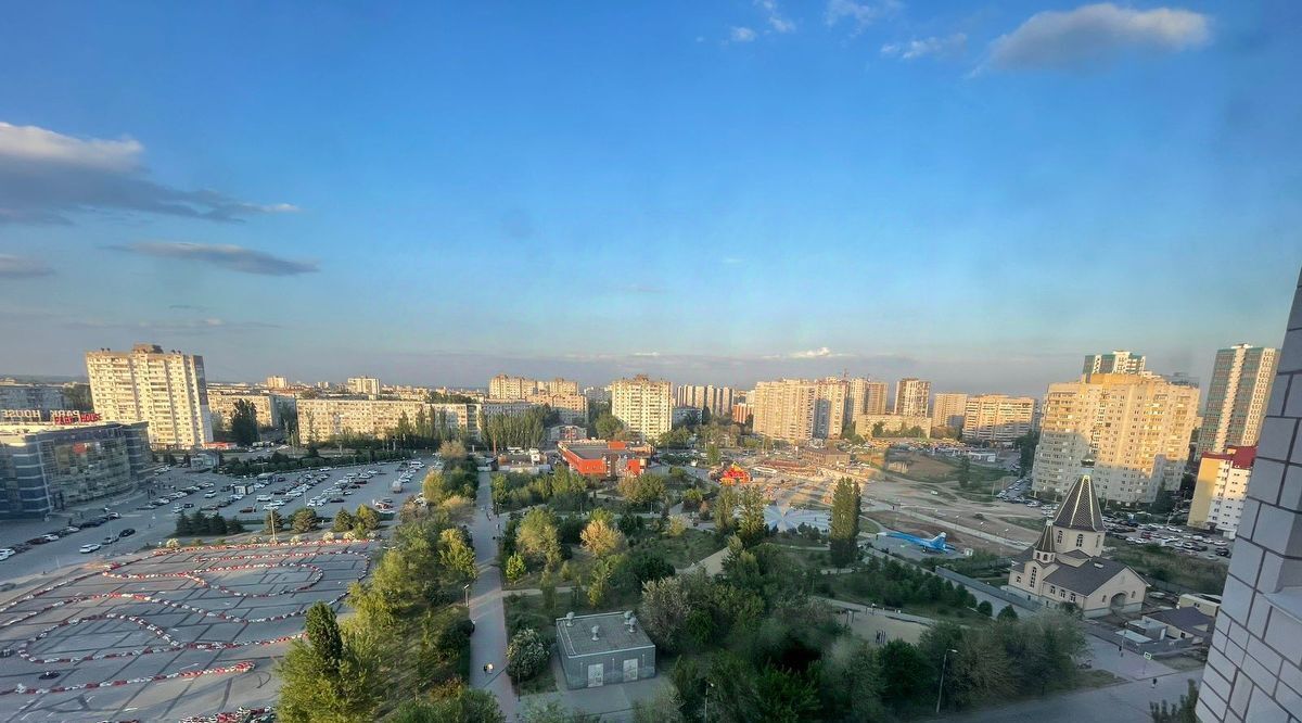 квартира г Волгоград р-н Дзержинский б-р 30-летия Победы 19б фото 31