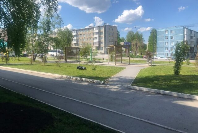 комната ул Дружбы Народов 7 фото