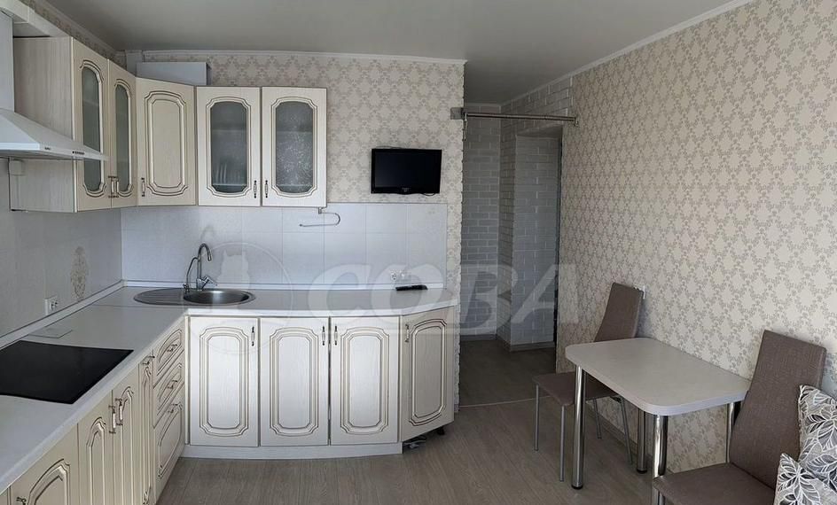 квартира г Тюмень р-н Центральный ул Голышева 4 мкр-н Мелиораторов фото 3