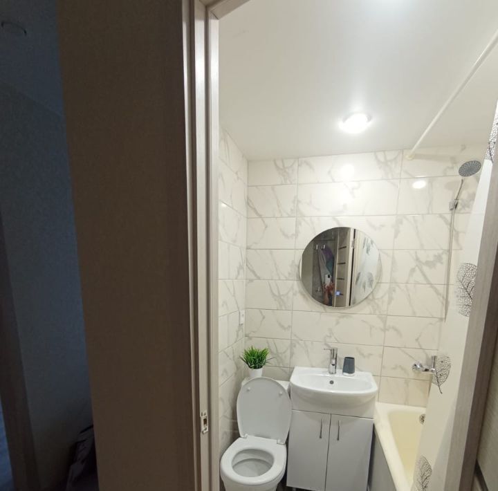 квартира г Ижевск р-н Устиновский ул Молодежная 93 фото 3