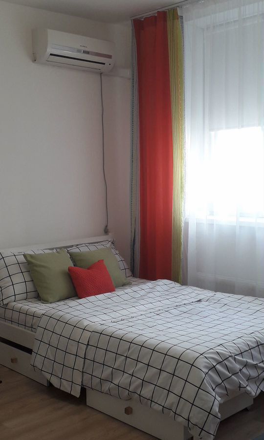квартира г Екатеринбург Академический ул Академика Ландау 51 фото 2