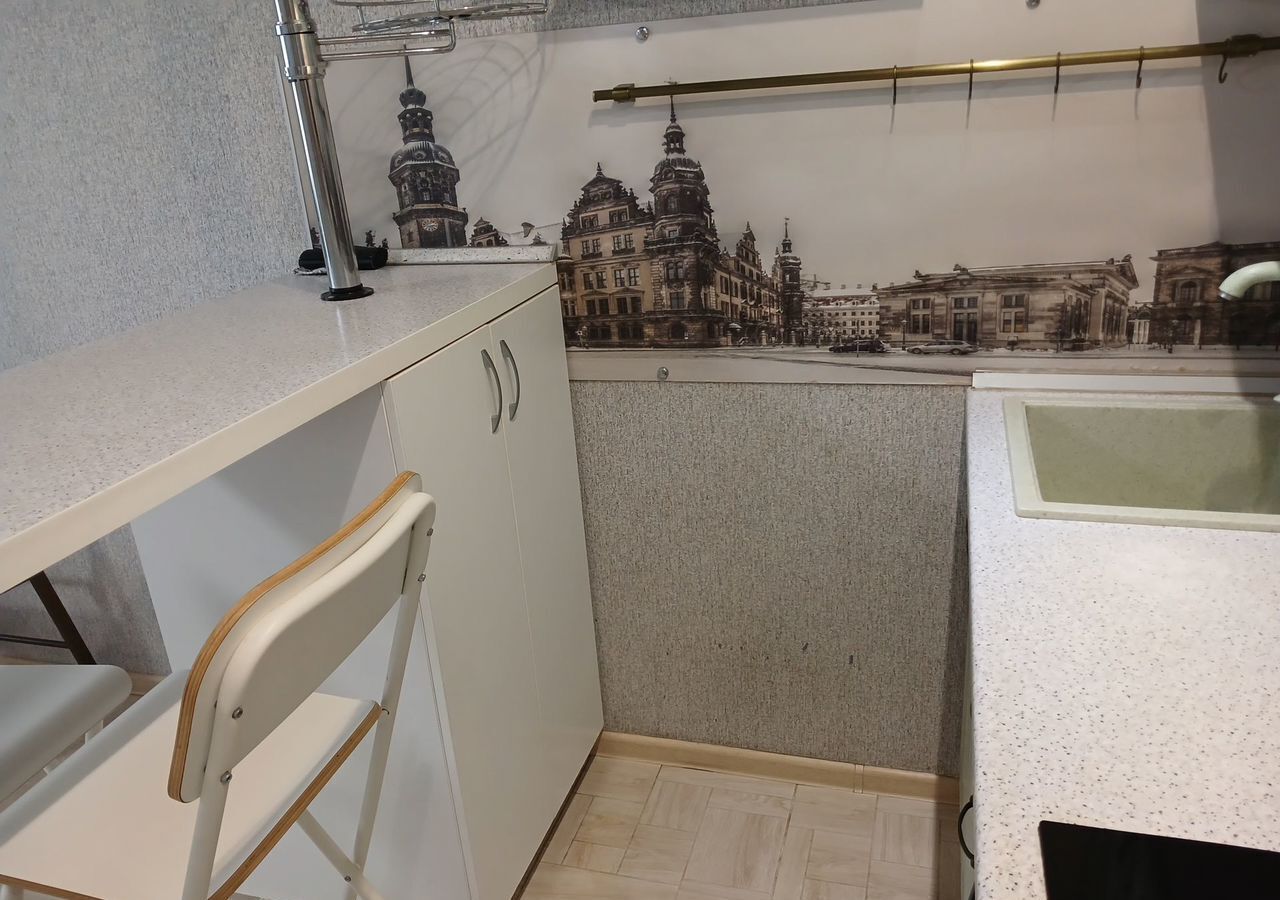 квартира г Новосибирск р-н Кировский ул Виктора Шевелева 30 фото 12