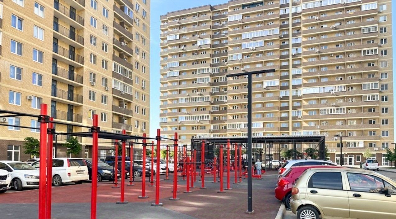 квартира г Краснодар р-н Прикубанский ул им. лётчика Позднякова 2к/18 фото 17