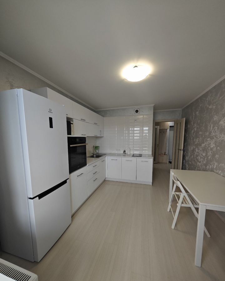 квартира г Тольятти р-н Центральный ул Александра Кудашева 110 фото 3