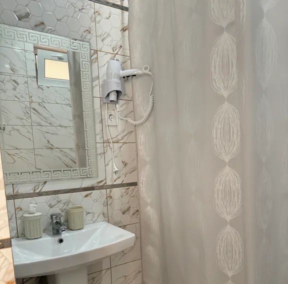 комната г Геленджик с Кабардинка ул Корницкого 12а фото 4