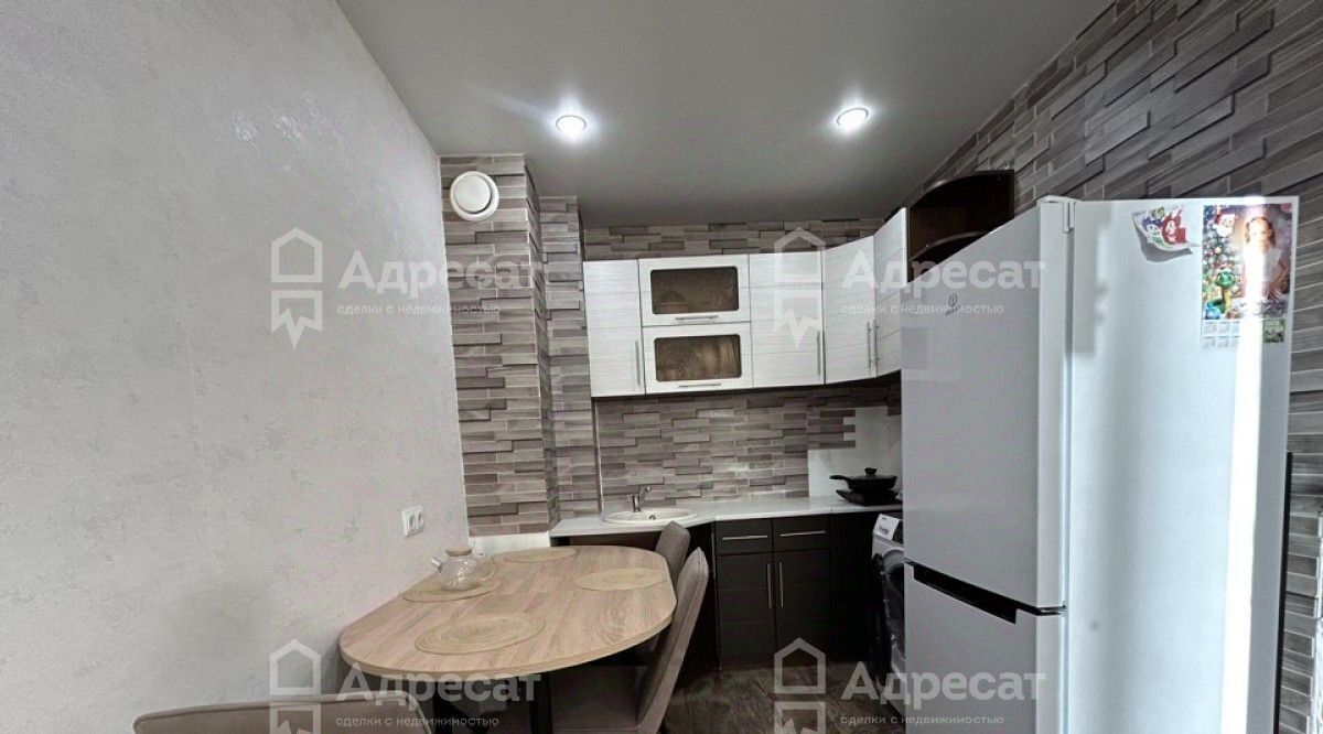 квартира г Волгоград р-н Кировский ул им. Гаря Хохолова 1 фото 2