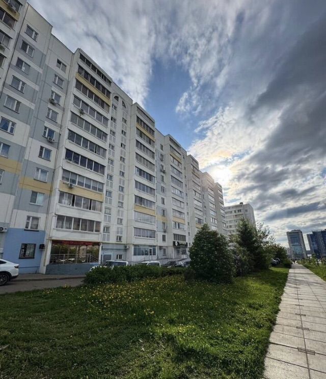 квартира г Набережные Челны р-н Центральный 37-й комплекс 6 фото 1