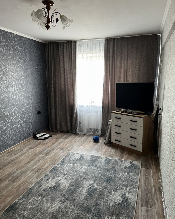 квартира г Ачинск 5-й мкр-н, 37 фото 1