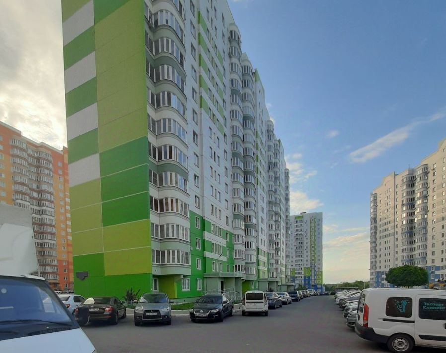 квартира г Курск р-н Центральный ул Домостроителей 6 фото 1