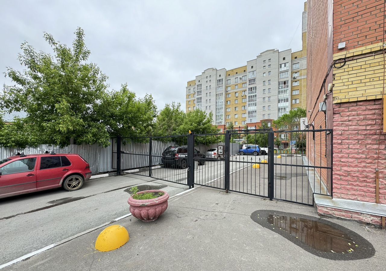 квартира г Омск р-н Центральный ул 5 Армии 14 фото 17