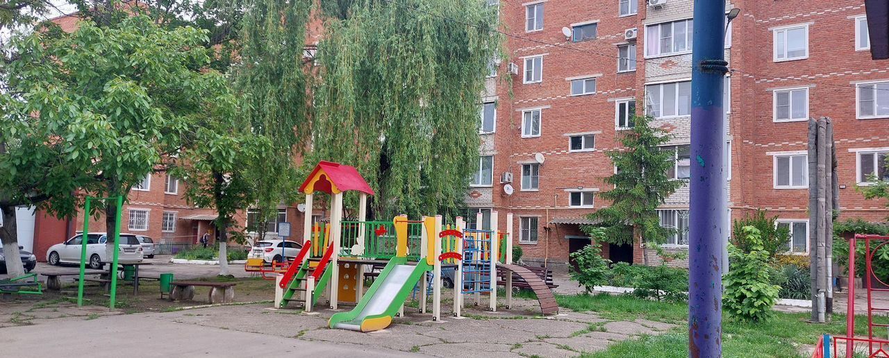 комната р-н Лабинский г Лабинск ул Калинина 81 Лабинское городское поселение фото 2